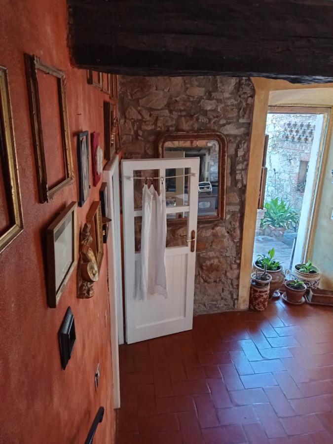 Morelli House Guest House Montalbo Exterior photo