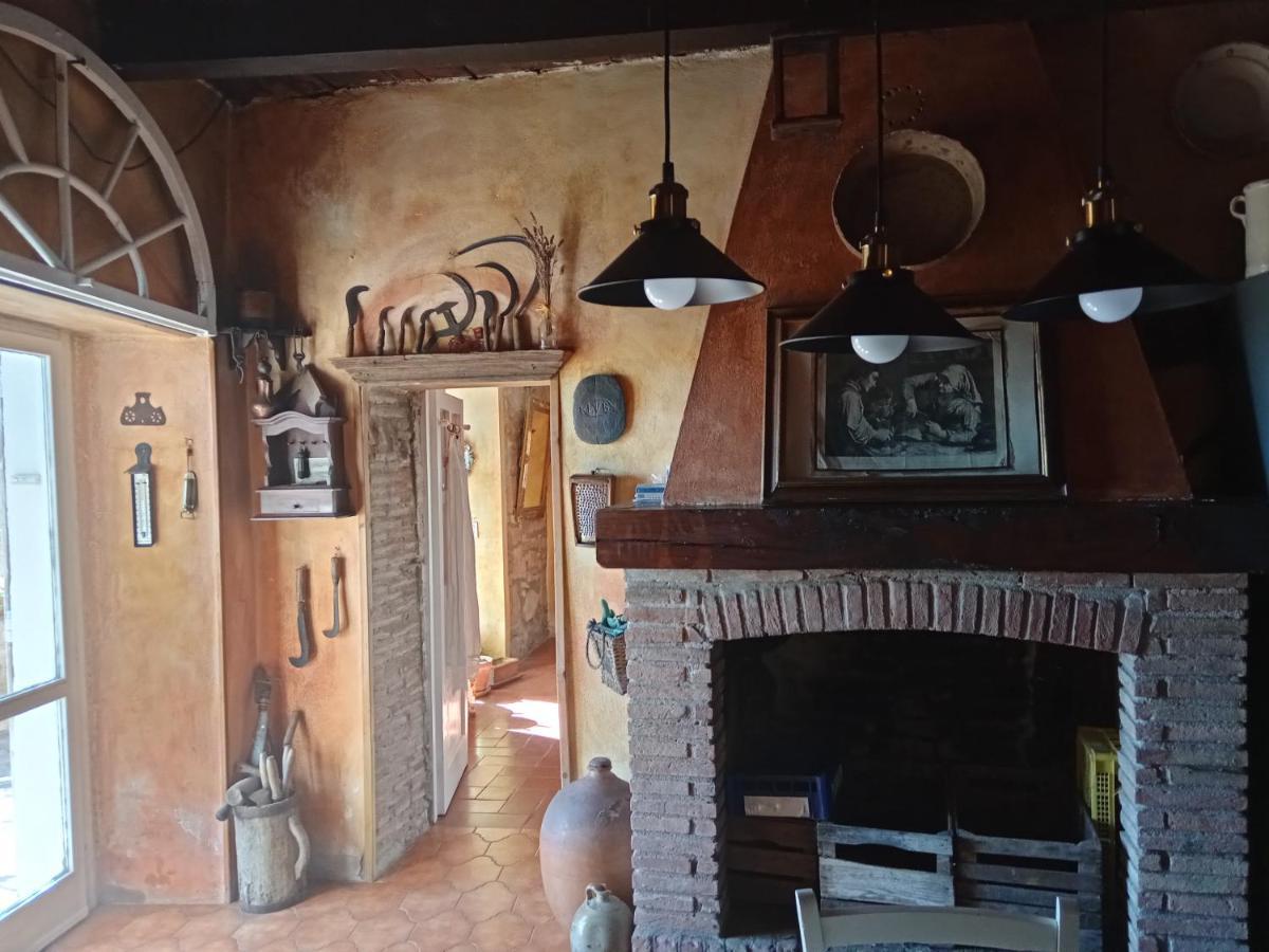 Morelli House Guest House Montalbo Exterior photo