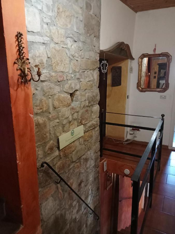 Morelli House Guest House Montalbo Exterior photo